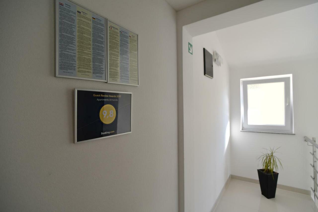 Apartments Armando Zadar Exterior photo