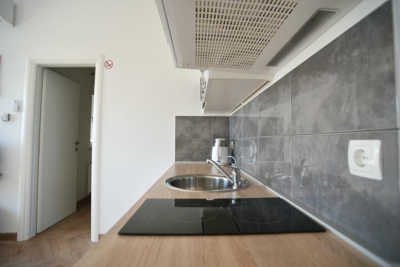 Apartments Armando Zadar Exterior photo